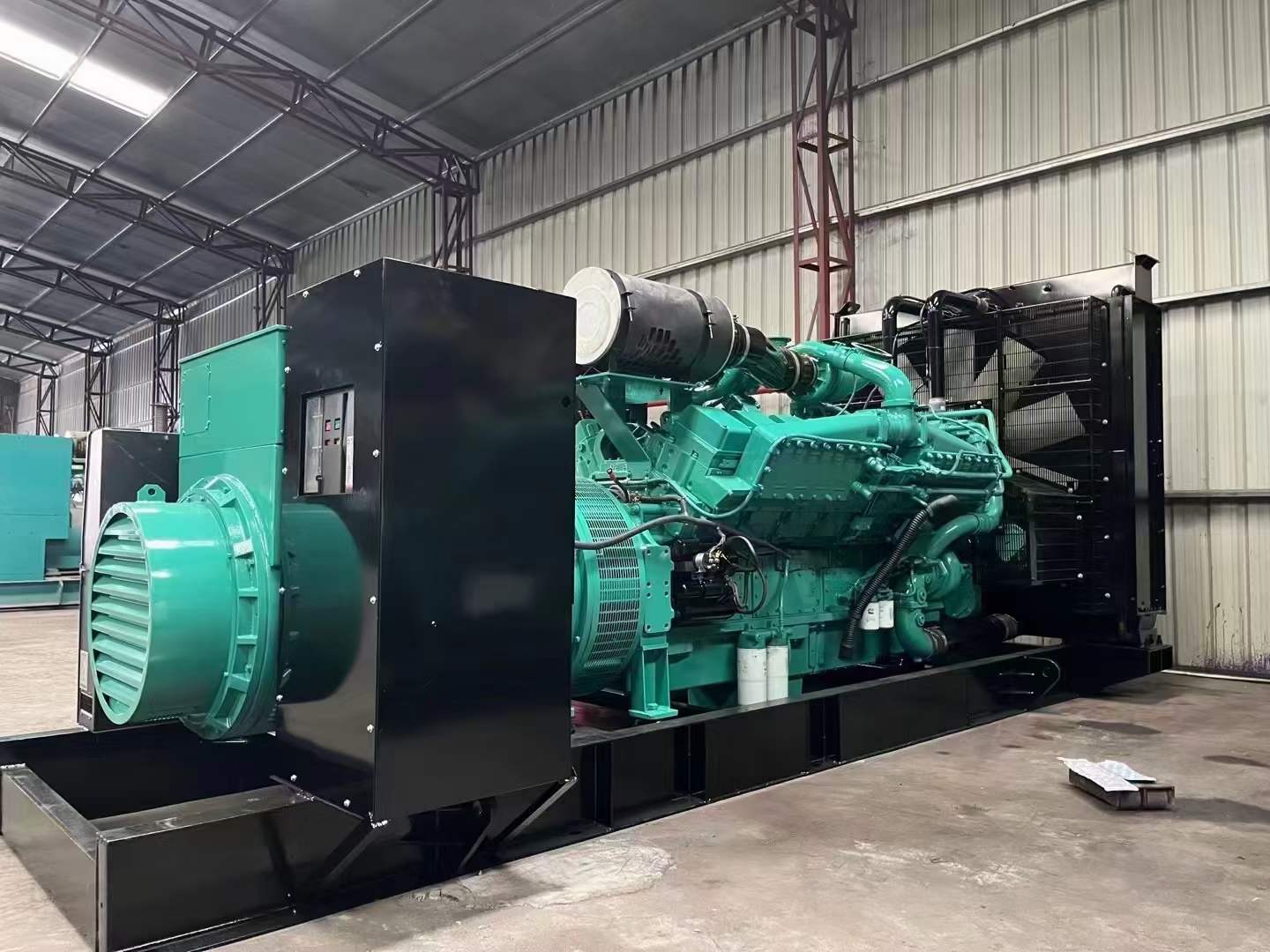 环翠如何降低 800kW 柴油发电机输出电流的波动?