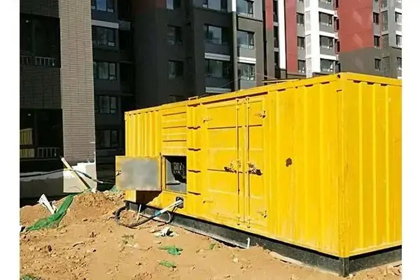 环翠发电机租赁中燃油压力过低会对发动机的哪些部件造成损坏？