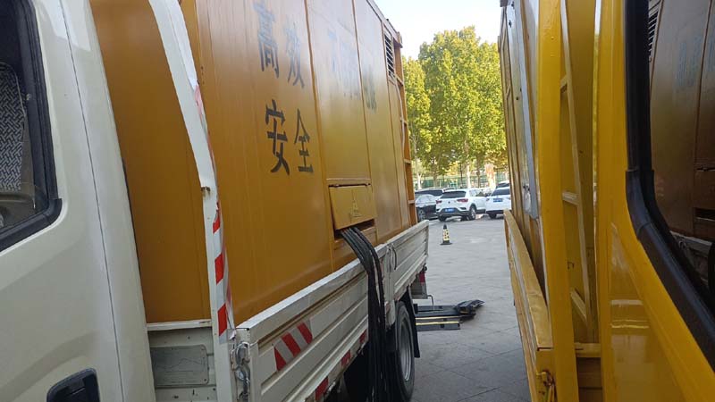 环翠如何判断柴油发电机组和UPS电源的切换时间是否符合要求？