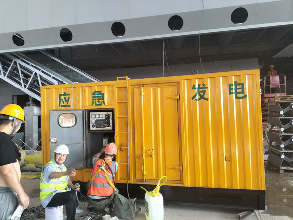 环翠怎样判断空气滤清器是否需要更换？