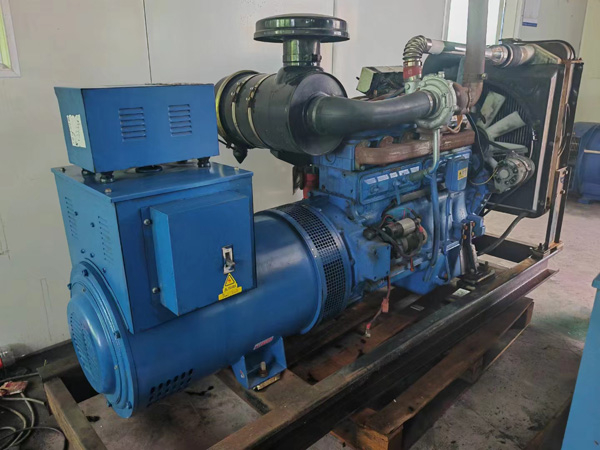 环翠100kW柴油发电机组使用多级机油有哪些优缺点？